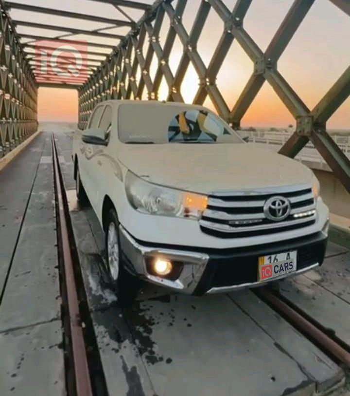 تويوتا هايلوكس